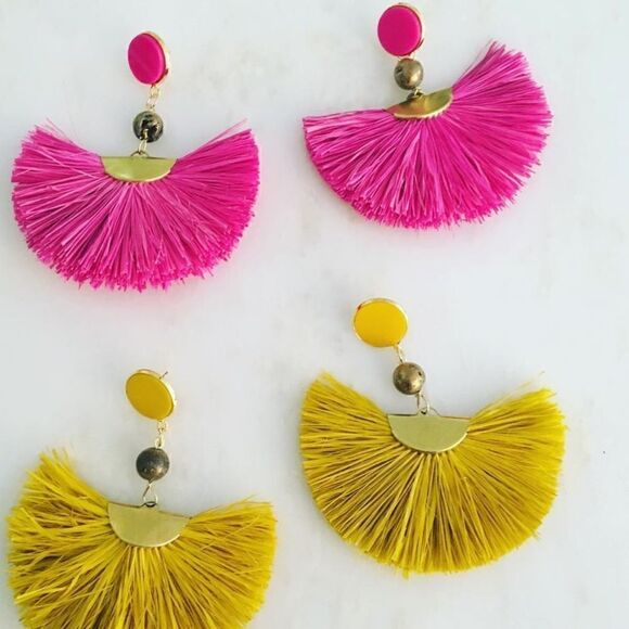 Yellow Fan Dangle Earrings - Gold Post Stud w Backs - NEW - Drop Earring - Picture 5 of 7